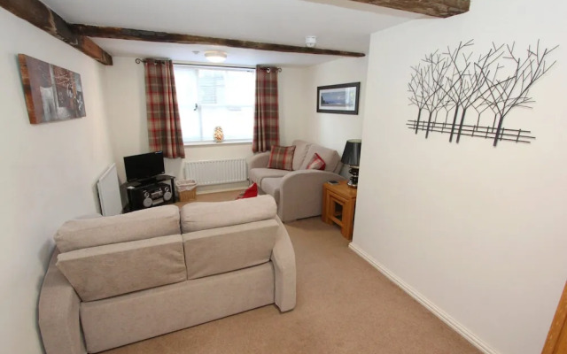 Commonhall Apartments - Character - City Centre - Three Storey