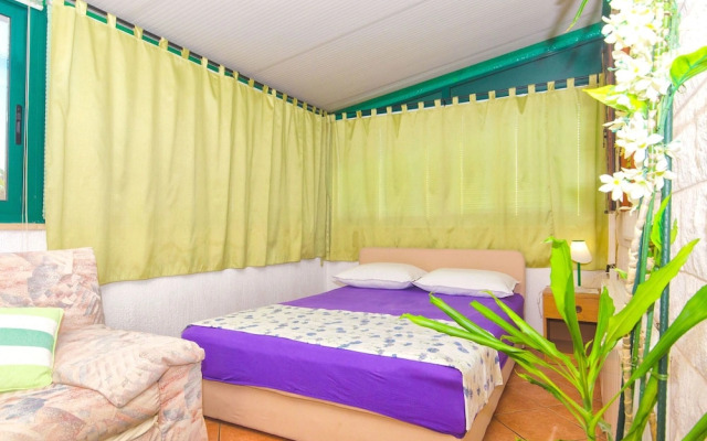 Apartment Vrilo