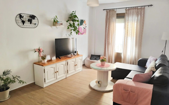 Bonito piso céntrico con WIFI, parking y terraza