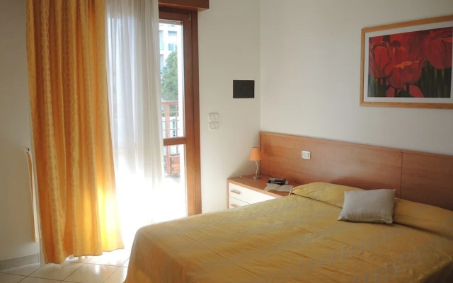 Renovated Flat Next to the Beach-beahost