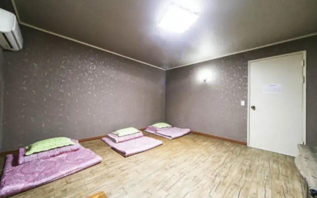 Myeongseong Motel