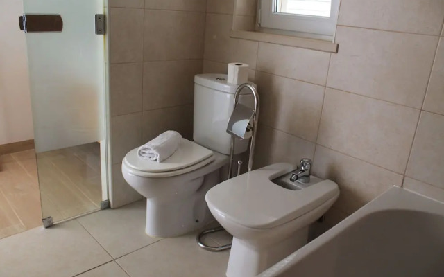 CG 11A - Pool - Cabanas Gardens
