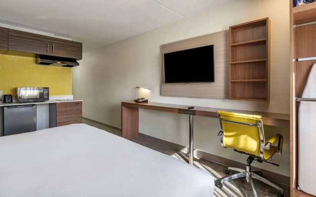 Mainstay Suites Lexington