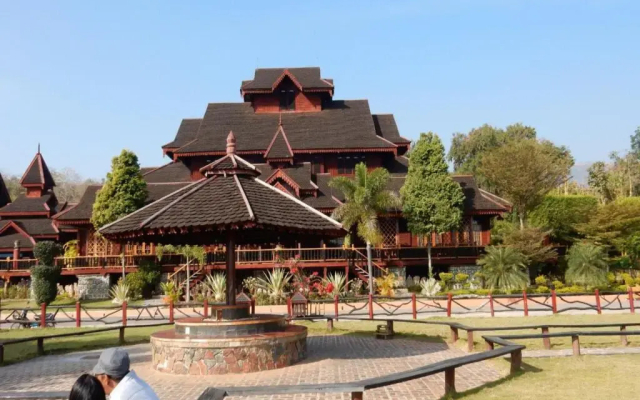 Hupin Hotel (Nyaung Shwe)