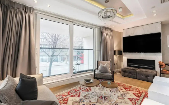 Luxury Kensington Home - Concierge Elevator AC