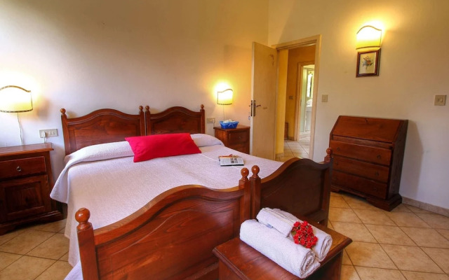 _x000d_
boutique Villa With Pool