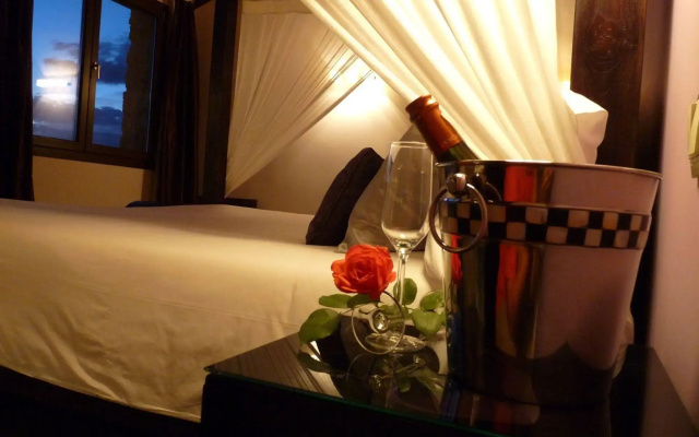 Boutique & Spa Capitulo Trece