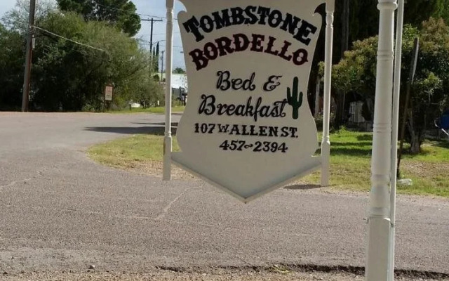 Tombstone Bordello Bed & Breakfast