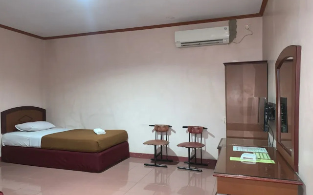 Hotel O Pondok Baruga 777 Near Sarewo Musik Studio Kendari