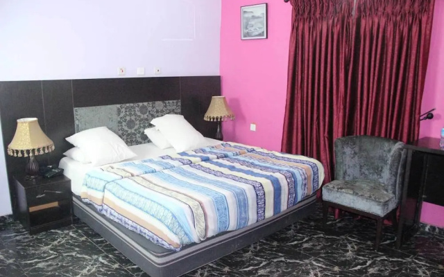 Transtell Suites & Service Apartments