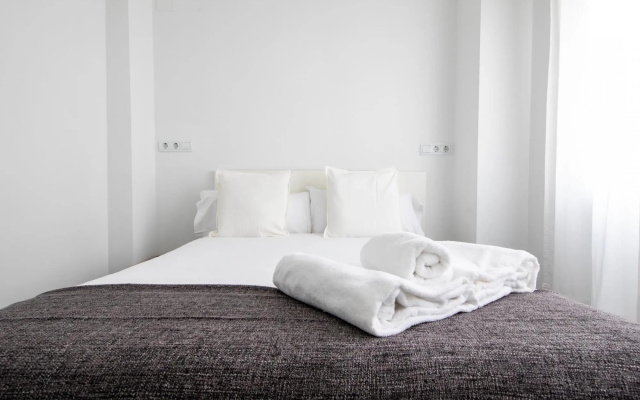 CERVANTES Apartment 7 2BR 1BT
