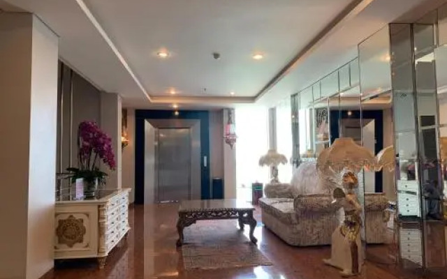 M Hotel Kupang