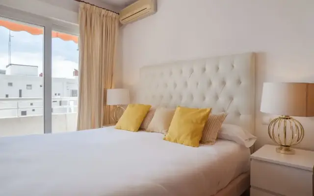 Marbella Beach Centre 2 bed Mileniun