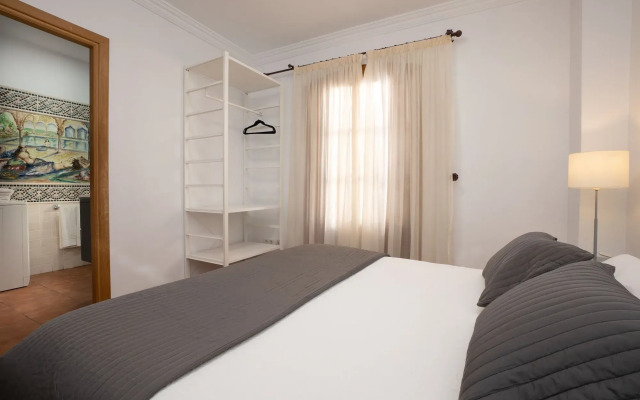 Apartamentos Abril