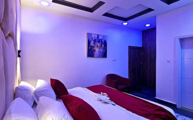 2 Bed Apartment 7 - Tranquil Benin City Retreat