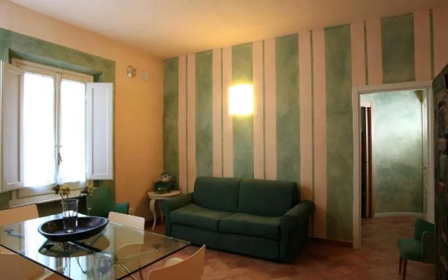 Artemura