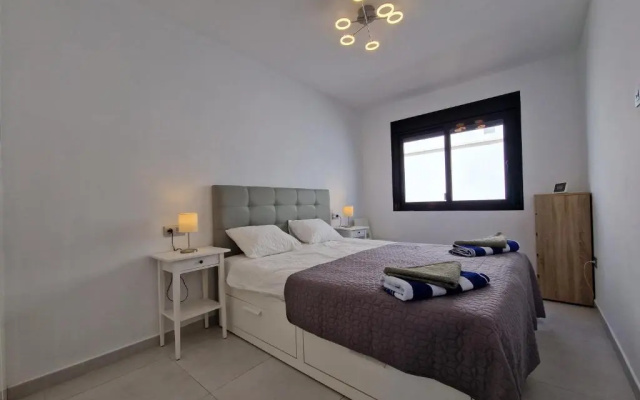Lo Pagan Holiday House