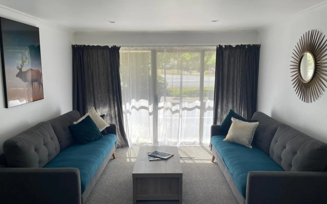 Fairway Motel and Apartments