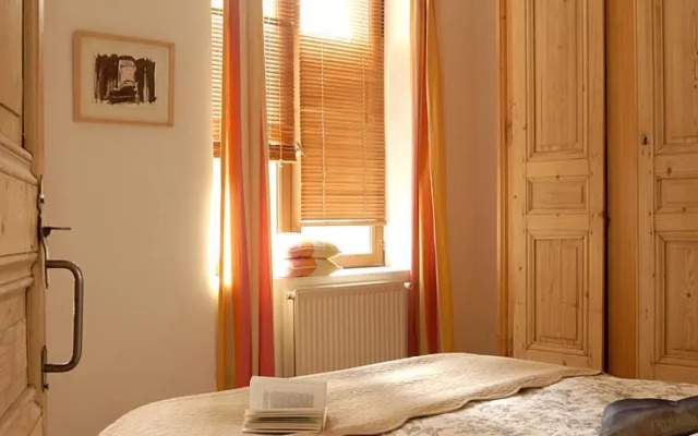 Lyon Guest House