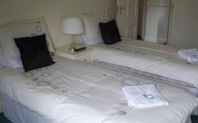 Dalesway Hotel