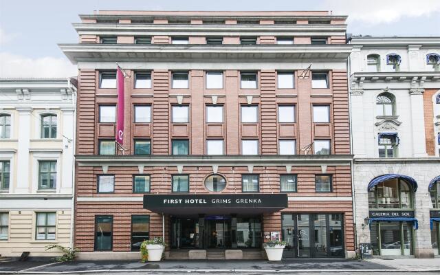 First Hotel Grims Grenka вид на фасад