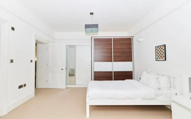The Woolwich Retreat - Enticing 5bdr House With Parking