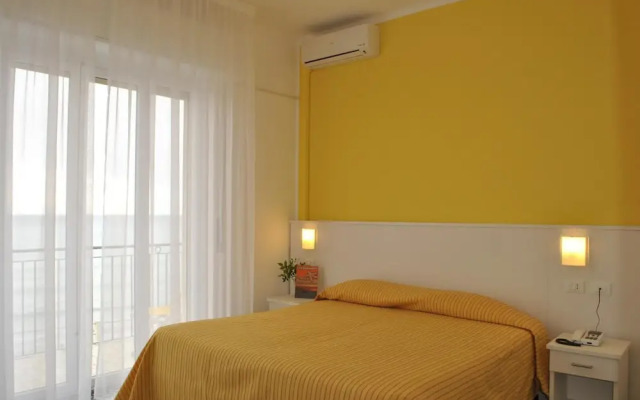 Hotel Bristol