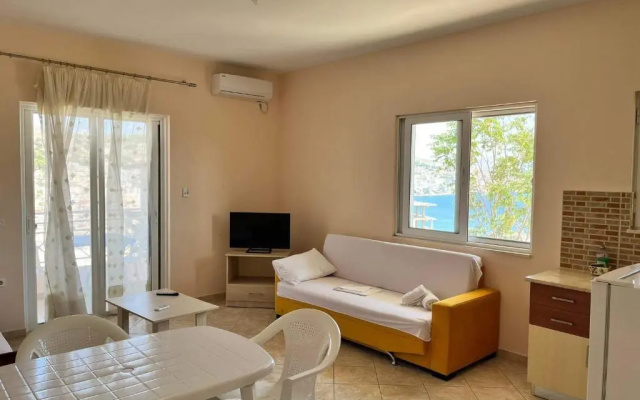 Mariana Apartments
