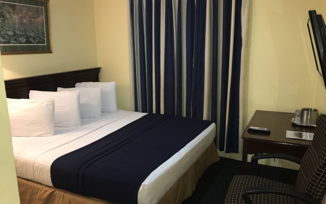 Airport Suites Hotel in Piarco, Trinidad and Tobago from 88$, photos, reviews - zenhotels.com guestroom