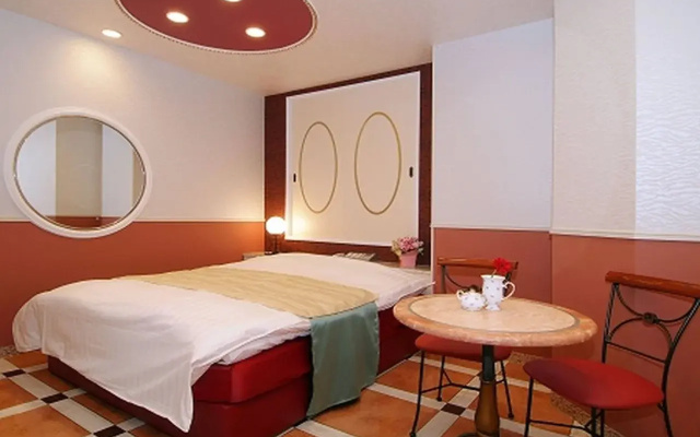 MC Hotel Bigapple