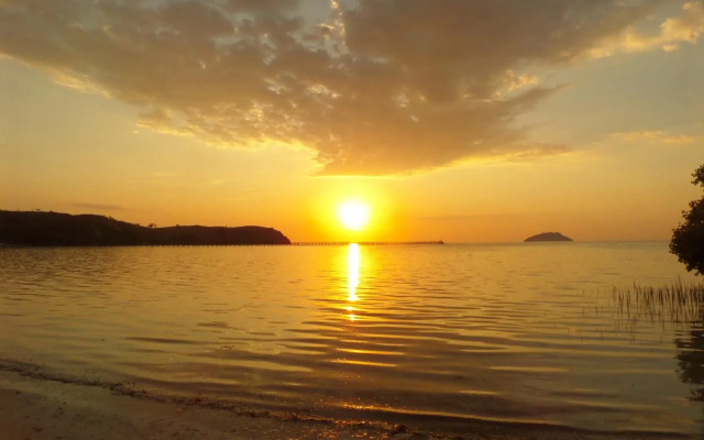 Anam Emerald Resort
