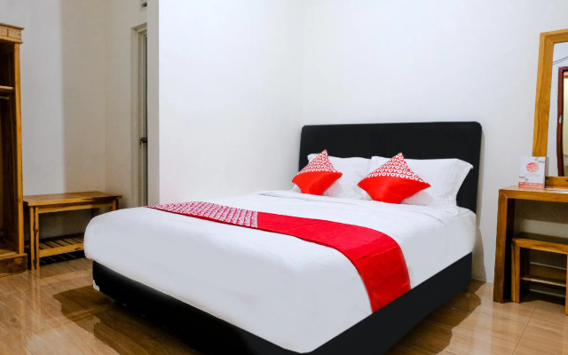 Hotel O D&a Guesthouse Syariah And Rent Car