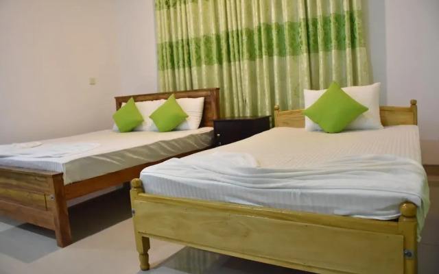 Green Palace Hotel