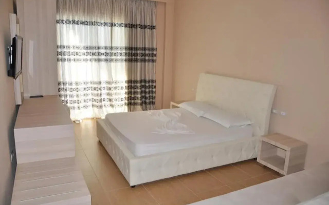 Coral Hotel & Resort