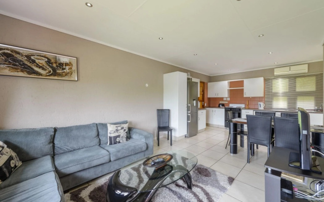 San Lameer Villa Rentals 10401