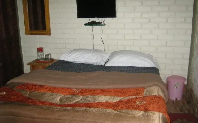 Deolo Cliff Eco Resort