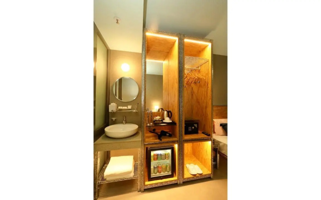 IND Hotel