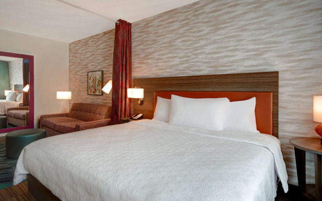 Home2 Suites by Hilton Kalamazoo Downtown