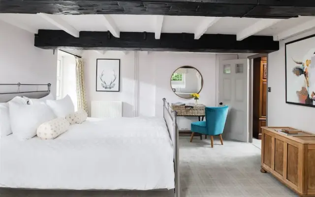 The Hideaway & Spa Terrace at Tregoose Old Mill