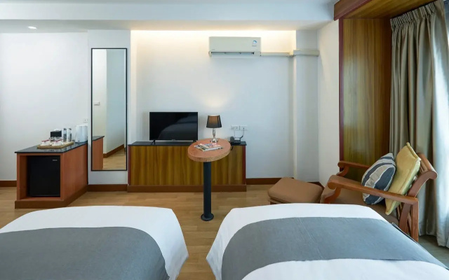 Cozy Don Mueang Hotel