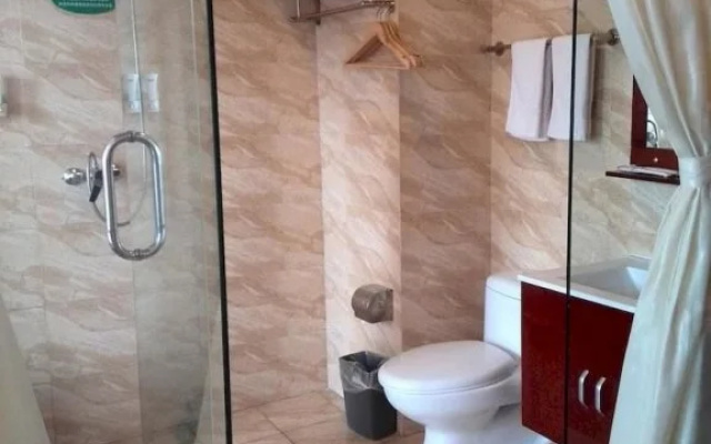 Yaxin Hotel