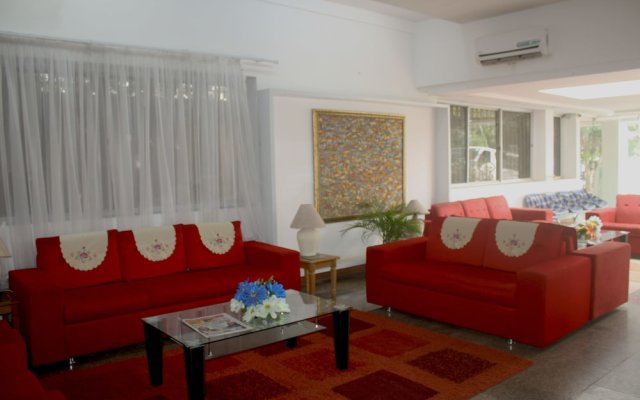 Adwoa Wangara Apartments in Accra, Ghana from 91$, photos, reviews - zenhotels.com guestroom