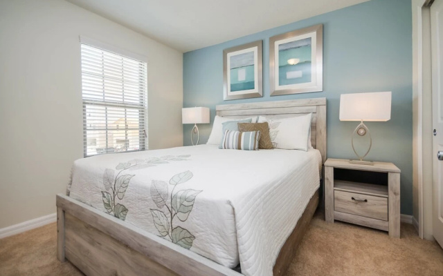 Solterra - 5569 Misty Oak Circle