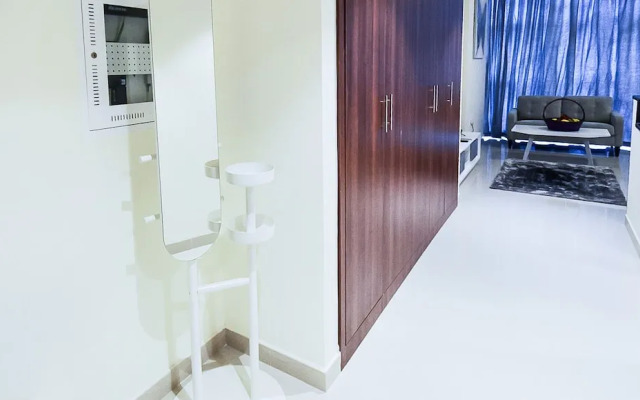 KOHH - Studio in Reef Residence