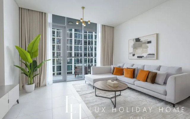LUX The Burj Khalifa Lagoon View Suite 4