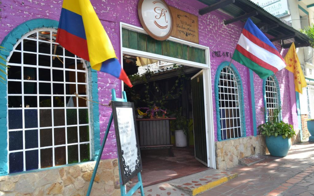 Hostal Pajara Pinta