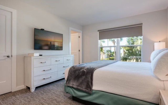 Escape Coastal Resort on Casey Key