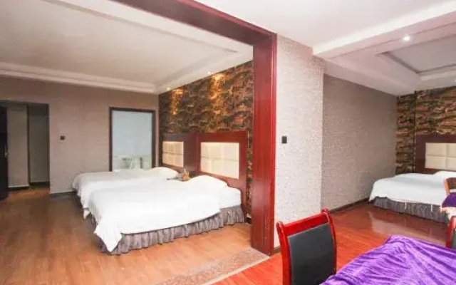 Green Hotel