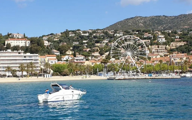 Appartement Le Lavandou, 3 pièces, 6 personnes - FR-1-251-175