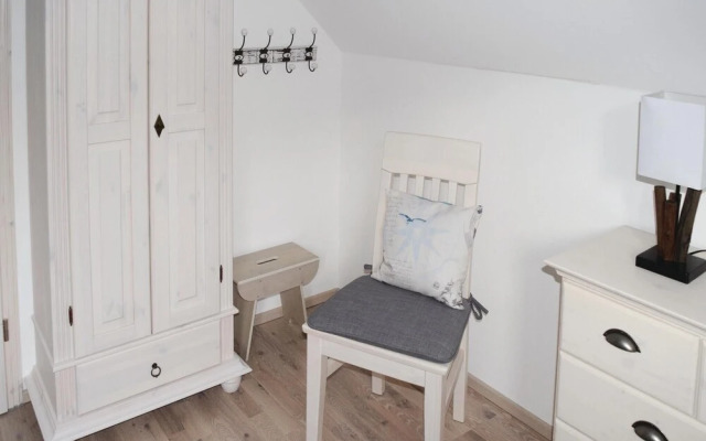Nice Home in Breege/juliusruh With 2 Bedrooms, Sauna and Wifi